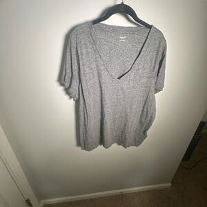 Madewell Heather Gray V Neck Tee 1X